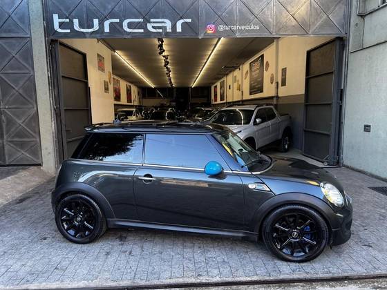 MINI COOPER 1.6 S BAYSWATER 16V 2P GASOLINA AUTOMÁTICO MINI COOPER 1.6 S BAYSWATER 16V 2P GASOLINA AUTOMÁTICO